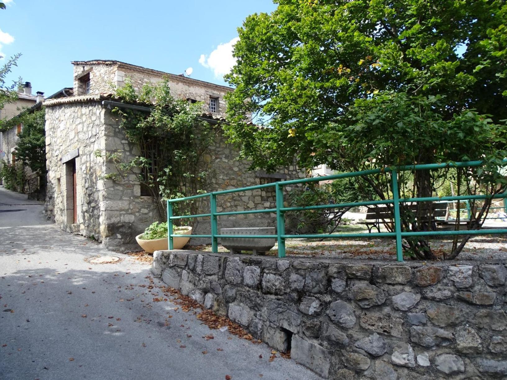 La Fischaumiere Bed and Breakfast Soleilhas Buitenkant foto